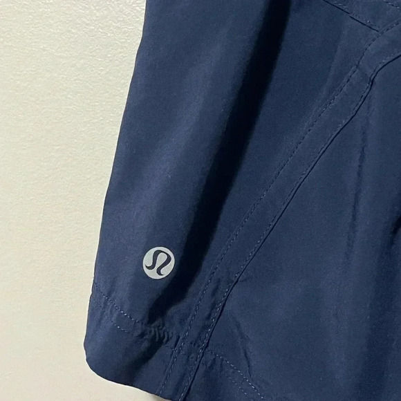 Lululemon Tracker  Short Four Way Stretch Navy - Picture 11 of 14